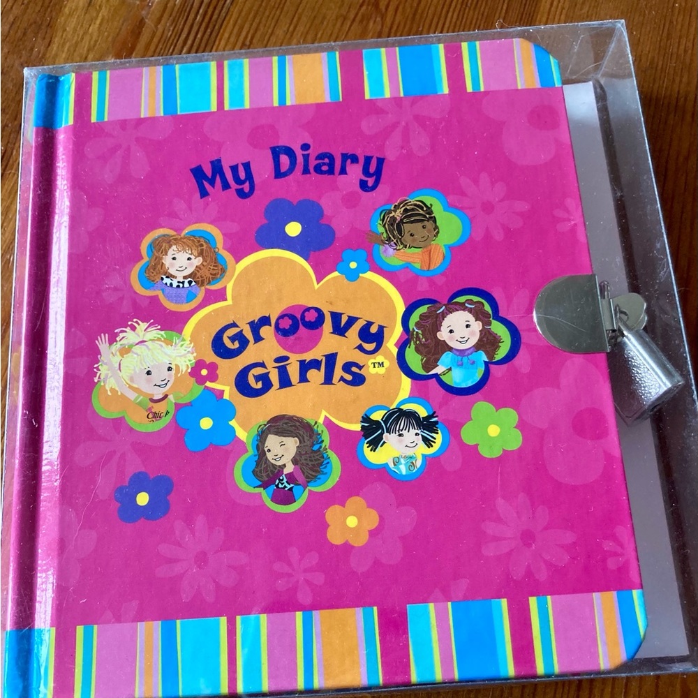 Groovy Girls Diary - Vintage 2000s — Very Rare Collectors’ Item